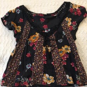 Hollister floral Top